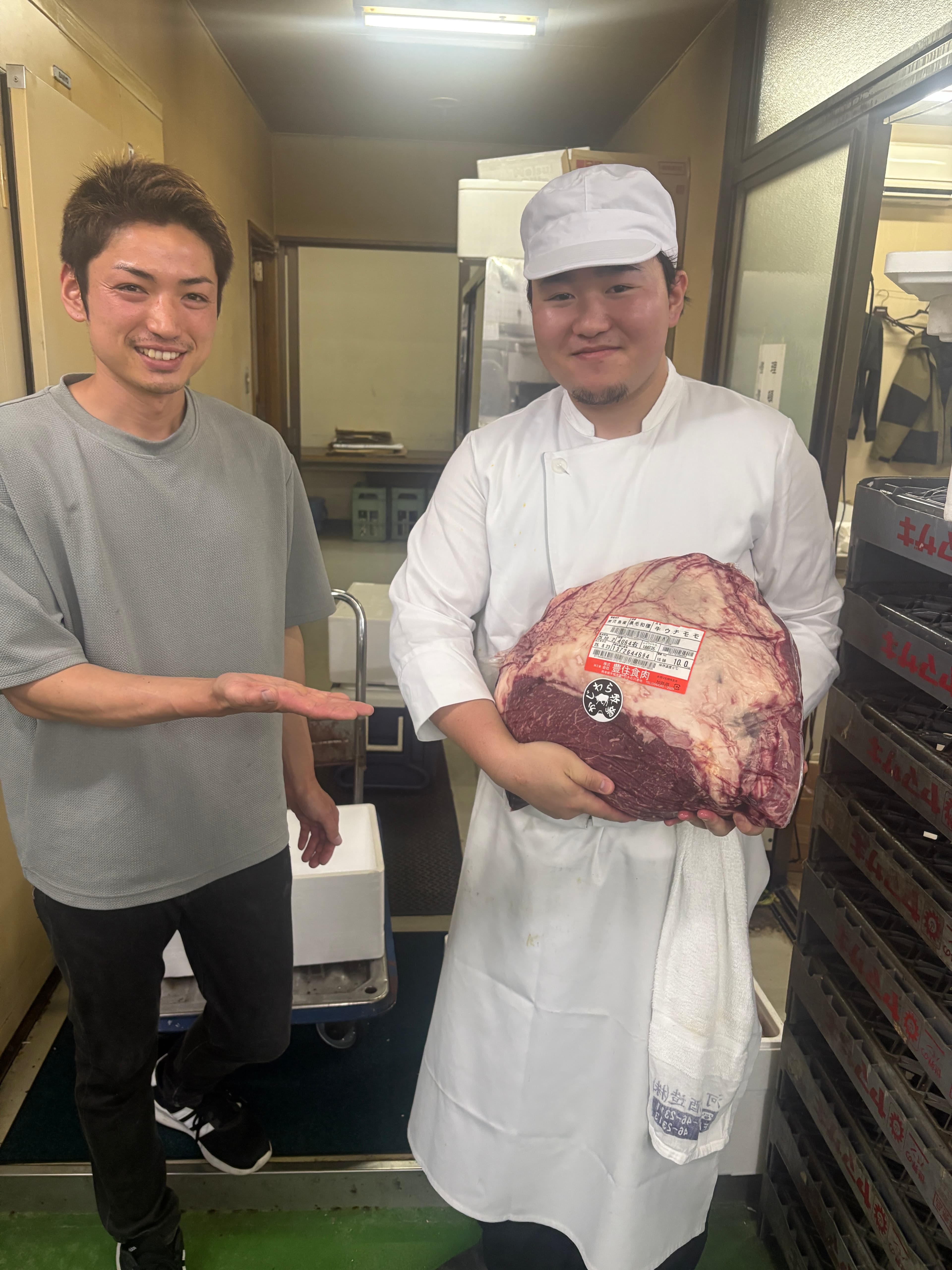 厚切りステーキの調理後料理写真
